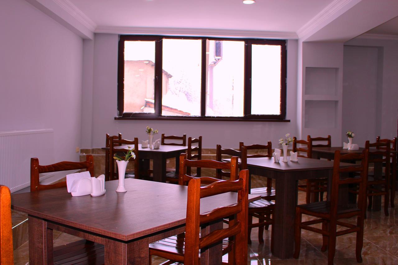 Guesthouse Gera Местия Екстериор снимка