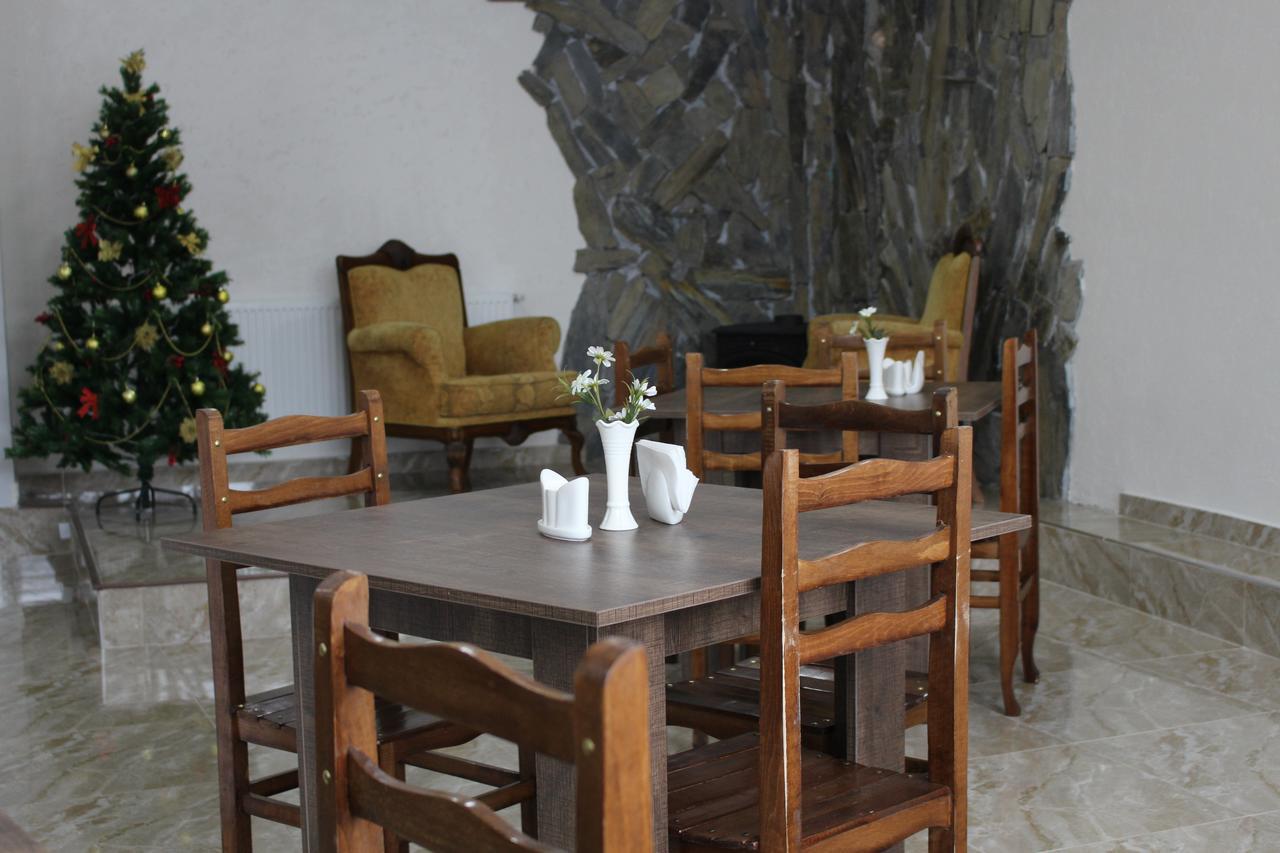 Guesthouse Gera Местия Екстериор снимка