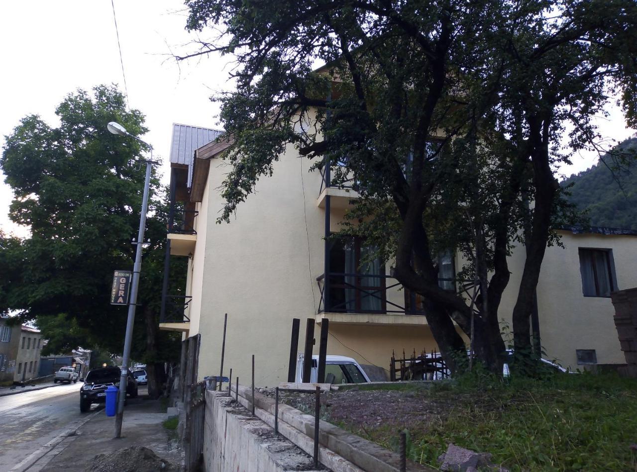 Guesthouse Gera Местия Екстериор снимка