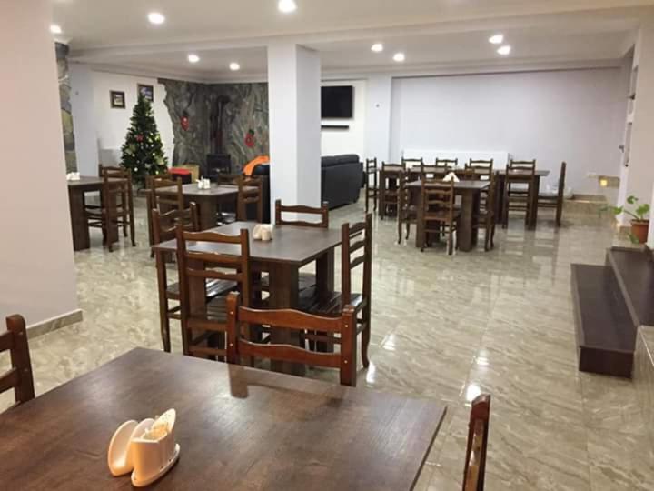 Guesthouse Gera Местия Екстериор снимка