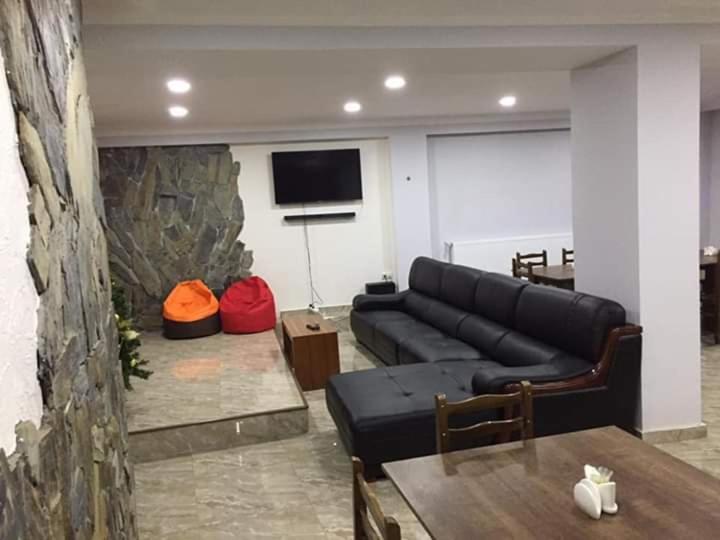 Guesthouse Gera Местия Екстериор снимка